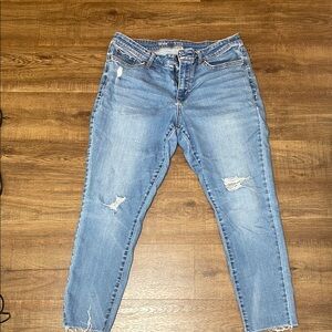 a.n.a Women's Light Blue Distressed Skinny Jeans